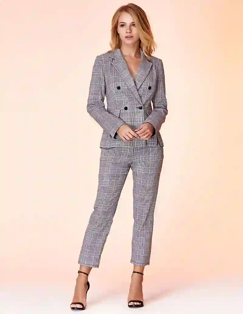 Home-8-collection-image-6